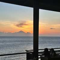 「石次郎海岸：賞心悅目的大自然美景，盡情徜徉於廣袤沙灘」