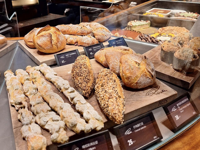 Starbucks Reserve สาขาใหญ่ที่สุดในเอเชีย