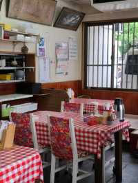 【那覇】人気食堂でステーキランチ