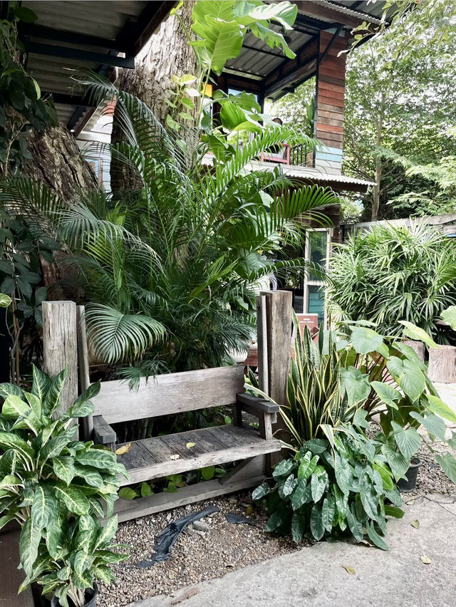ในคลองคาเฟ่ จังหวัดอยุธยา