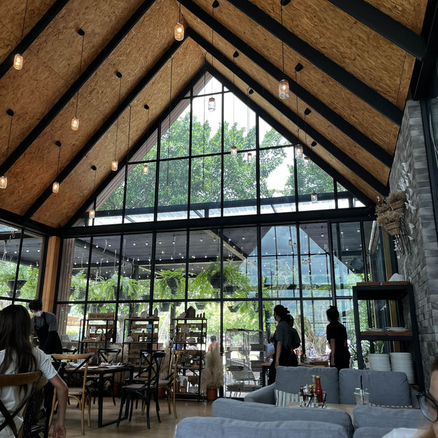 The village farm to cafe
