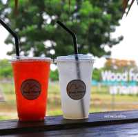Wood House Cafe คาเฟ่ธรรมชาติ วิวเขาฉกรรจ์
