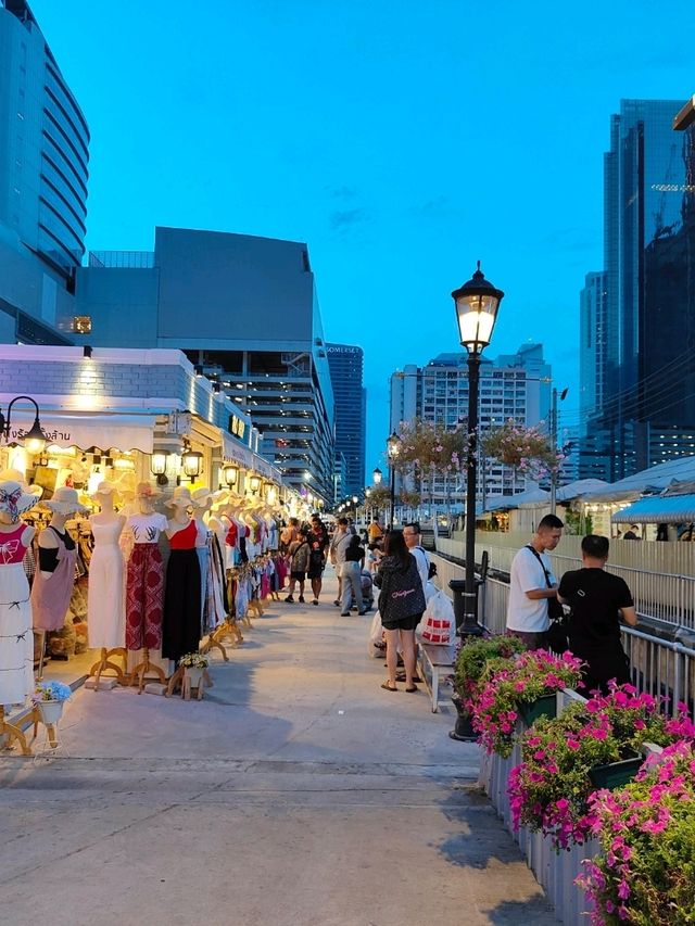 เที่ยวตลาดจ๊อดแฟร์ พระราม 9