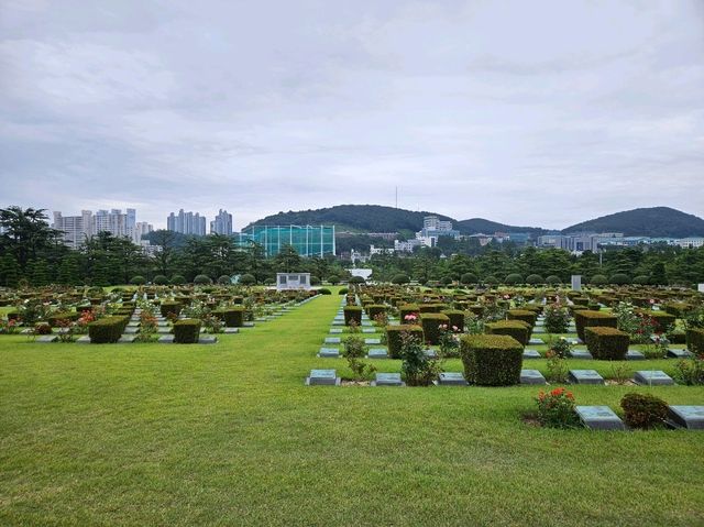 The visit to UN Memorial Cemetery in Busan