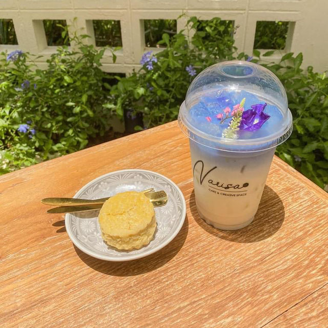 Narisa Cafe & Creative Space 🍃🌻