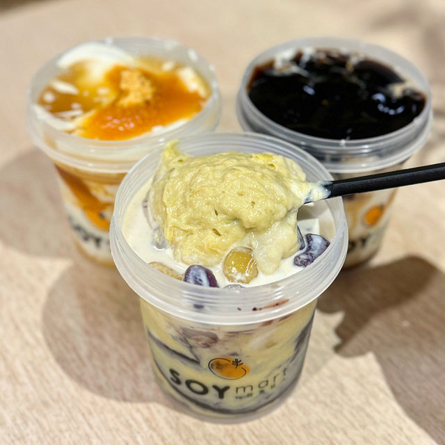 豆乳狂人期間限定嘅榴槤糖水😍太狂了😱😱😱