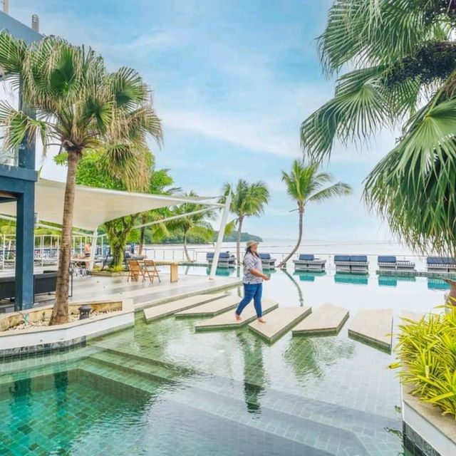 ที่พักติดทะเลดีไซน์สวยเกาะสิเหร่ ภูเก็ต พักสบาย