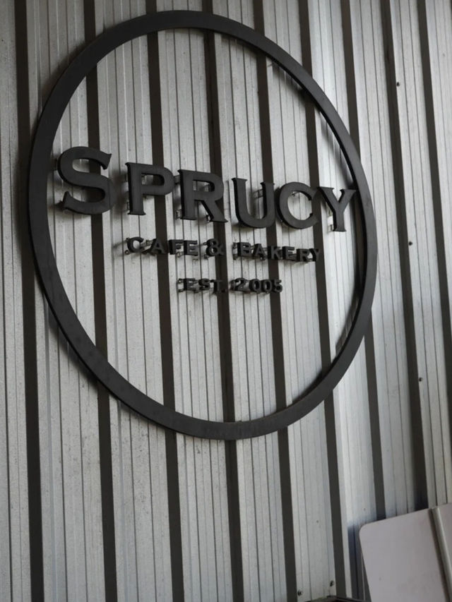 🥤 คาเฟ่ที่น่ารักและมีสไตล์ Sprucy Cafe