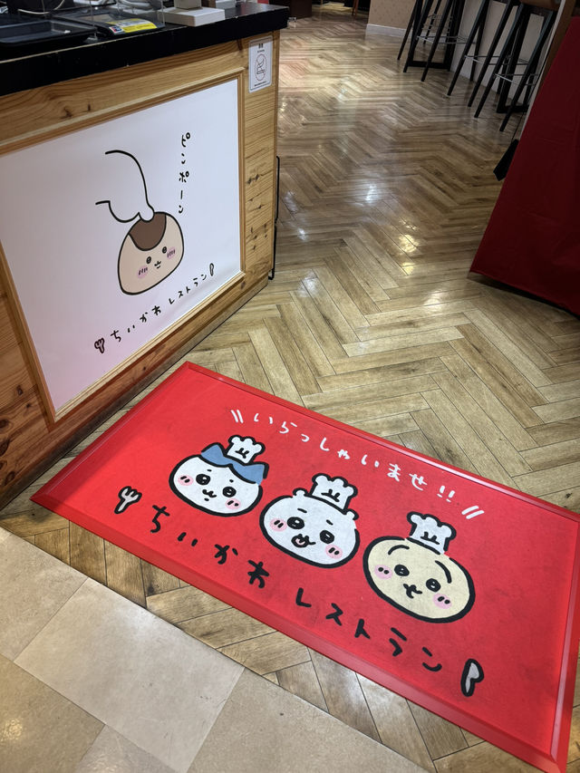 ちいかわの“ファミレス”をコンセプトにしたカフェ🍰 