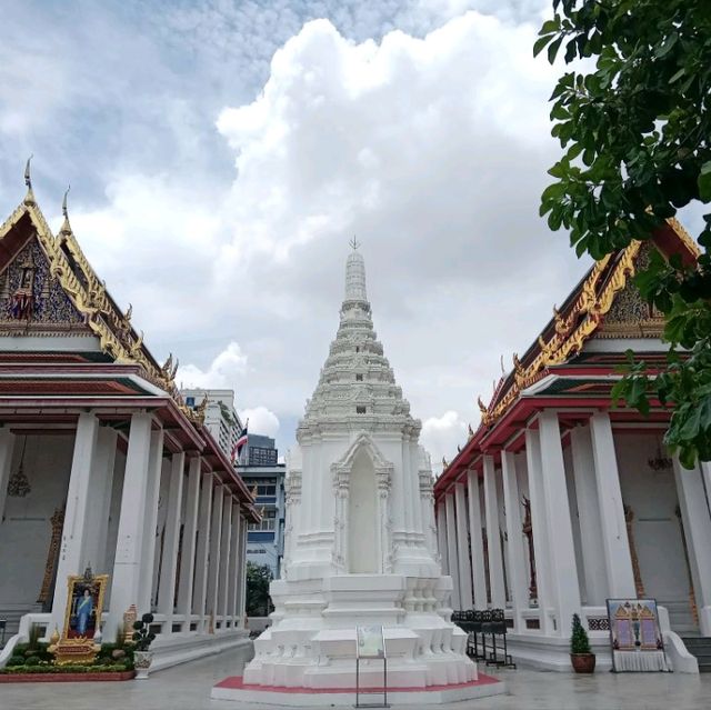 วัดสวยริมคลองผดุงกรุงเกษม✨️