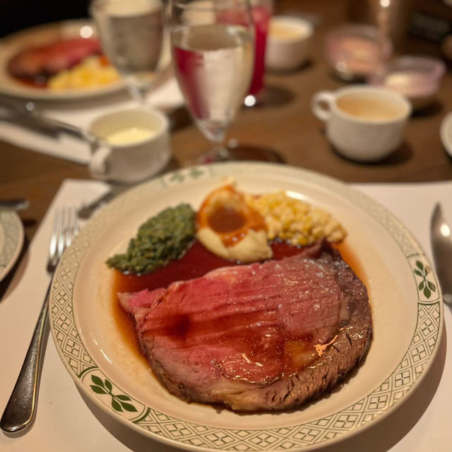 【東京・恵比寿】誕生日や特別な日にぴったりのラグジュアリーなアメリカンダイナー🇺🇸🍖🥳 【東京・恵比寿】誕生日や特別な日にぴったりのラグジュアリーなアメリカンダイナー🇺🇸🍖🥳