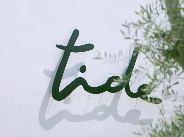 เที่ยวคาเฟ่ติดทะเล Tide Bangsaray 