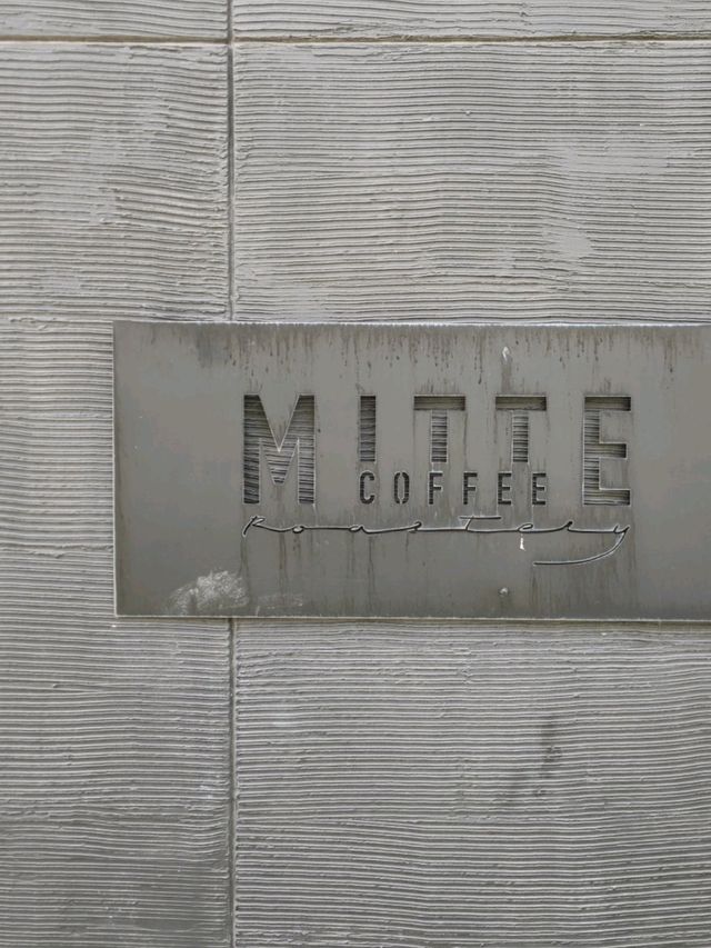 Mitte Coffee roastery คาเฟ่ย่านแจ้งวัฒนะ ปากเกร็ด