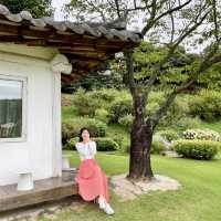 잔디밭+한옥 조합은 사랑이죠🧡