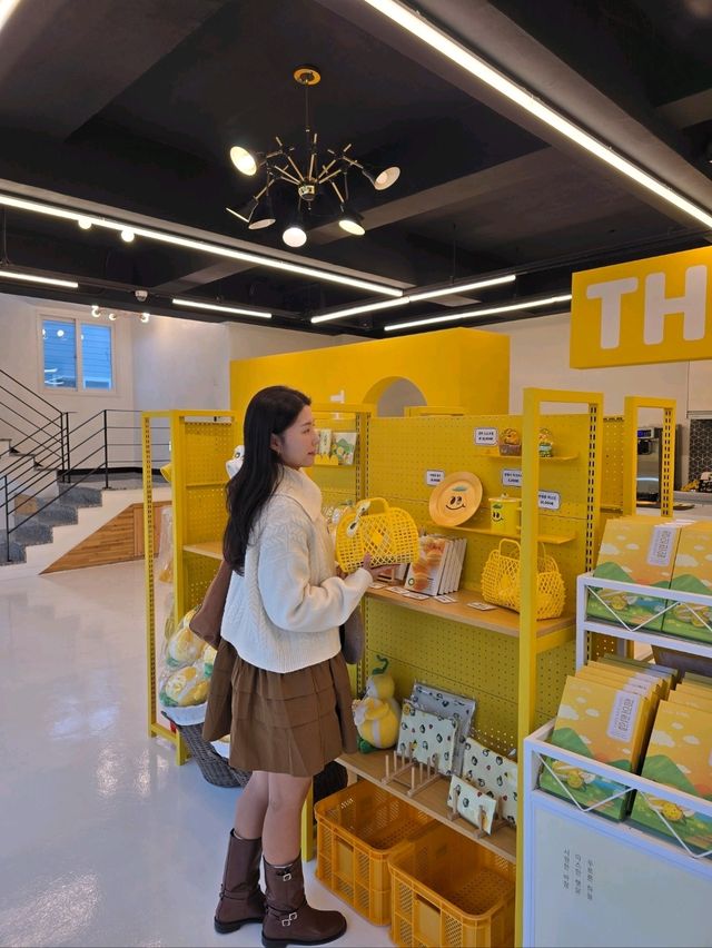귀여운 참외소품들이 가득한 성주카페💛