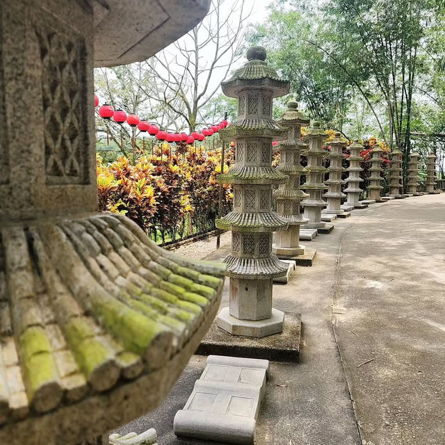 Putuo Village: A Tranquil Buddhist Sanctuary