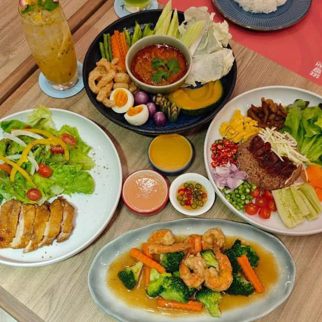 ร้านอาหารสีฟ้า 𝗦𝗘𝗘 𝗙𝗔𝗛