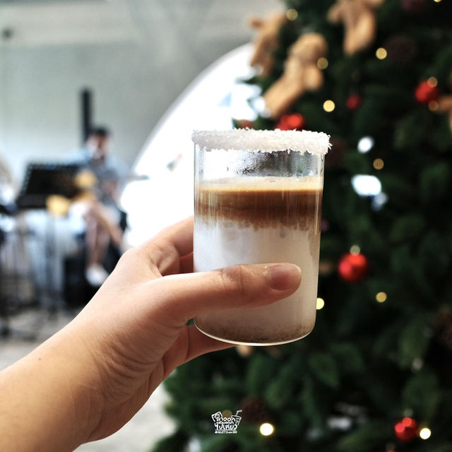 คาเฟ่ที่หันไปทางไหนก็เจอแต่น้องหมี 🧸