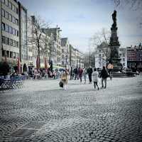 A Cologne Adventure: Love , Locks, and Cobblestones