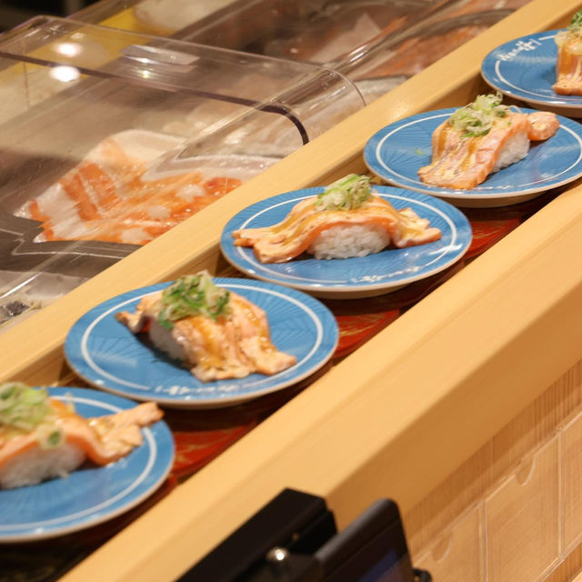 ซูชิสายพานอันดับ 1 จากโตเกียว Katsu Midori