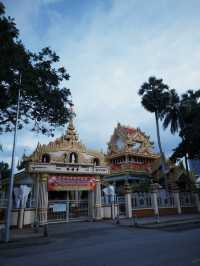 A Day in Penang 🏛️☕🍜 – Heritage Walks & Foodie Delights