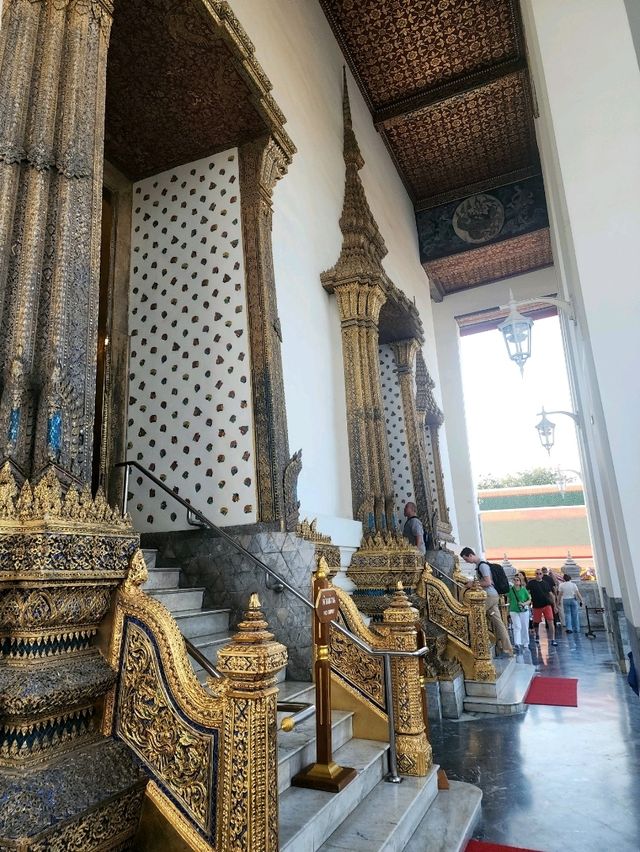 Visit Wat Pho in Bangkok