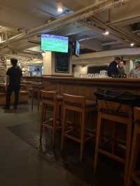 中環隱世英式小酒館，酒類選擇好多