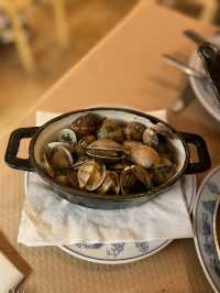 Sumptuous dinner at Portugal taberna dos mercadoes