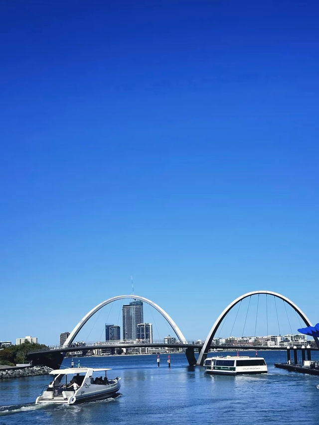 A Stroll Through Elizabeth Quay, Perth