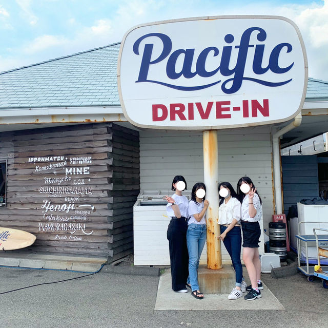 鎌倉に来たら絶対に行きたい『パシフィクドライブイン』