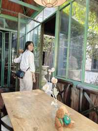 CAFE DE COF คาเฟ่สุดร่มรื่นที่ บ้านบึง