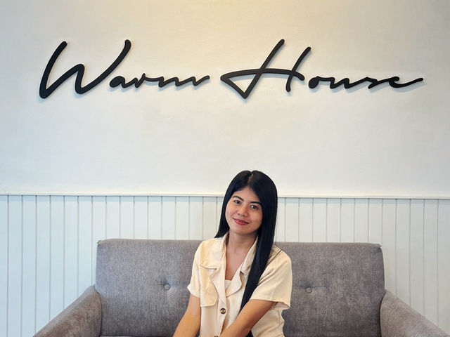 Warm House คาเฟ่หน้าพระธาตุเมืองคอน