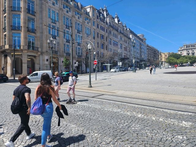 [🇵🇹ポルト] ポルトの特徴的な壁装飾「アズレージョ」を探る旅