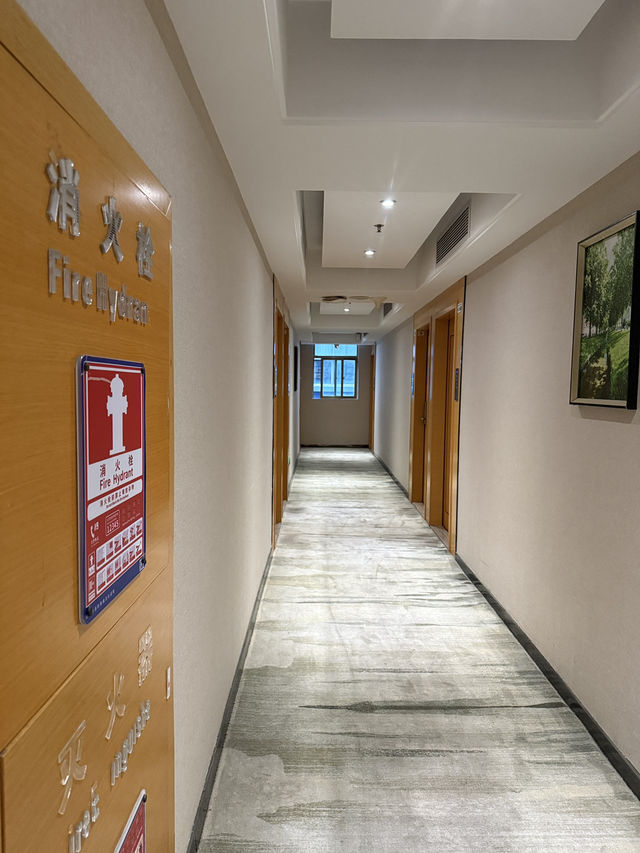 Linghang Boutique Hotel ใกล้สนามบินเซินเจิ้น