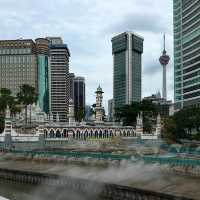 Discover KL’s Heartbeat: Dataran Merdeka & Masjid Jamek