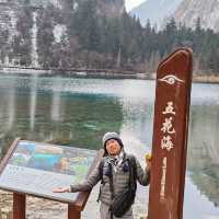 Sapphire Reflections of the icy mountain: The Enchanting Tiger Lake and Five Flower Lake