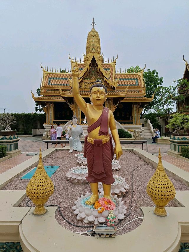 Ancient City, Damnoeb Saduak Floating market, Train market 