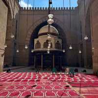 A Solo Adventurer’s Guide to Egypt: One Week of Pyramids, Pharaohs, and the Nile