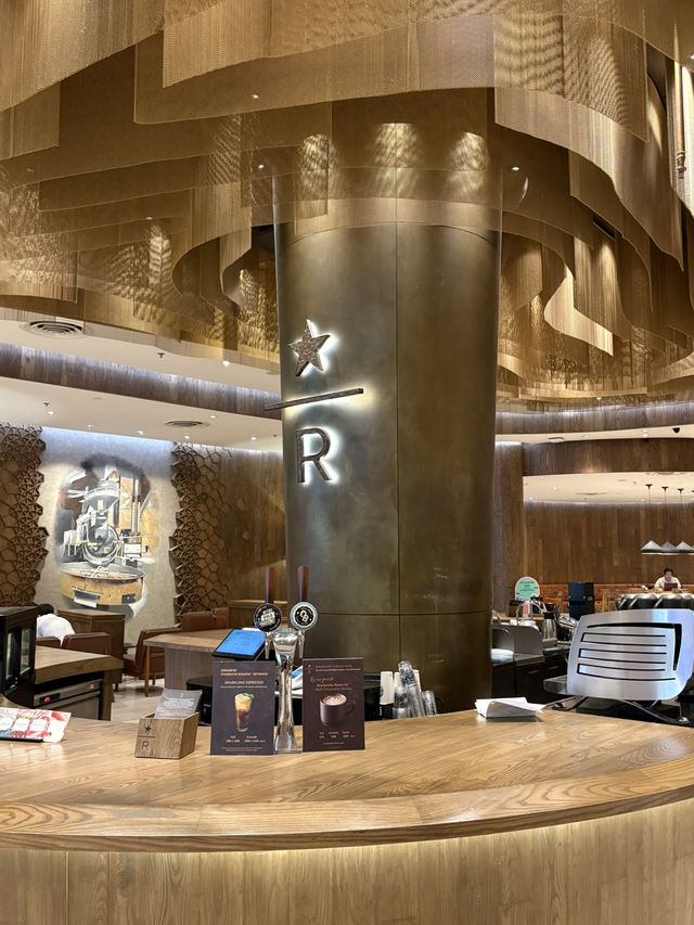 Starbucks Reserve at CentralWorld, One of the Largest and Most Impressive in Thailand