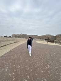 “Whispers of the Past: The Timeless Walls of Bahrain Fort”