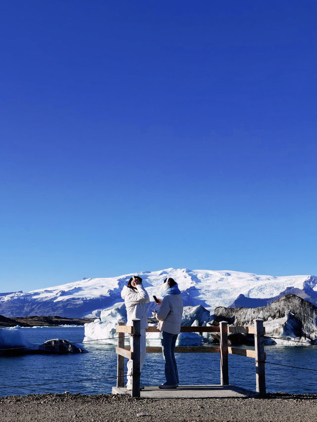 Day 4: A Day of Adventure in Iceland: 🇮🇸 Boats, Beaches🌊☀️, and Delicious🥖 Eats!