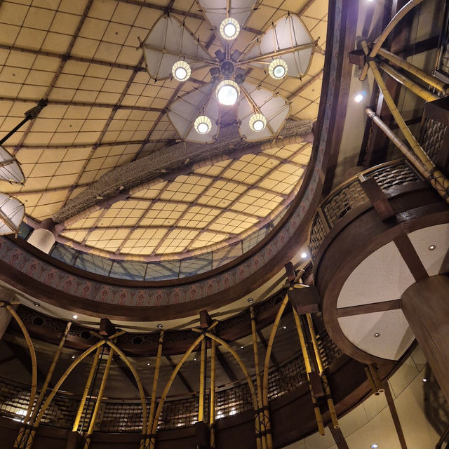 香港迪士尼探索家度假酒店 (Disney Explorers Lodge)