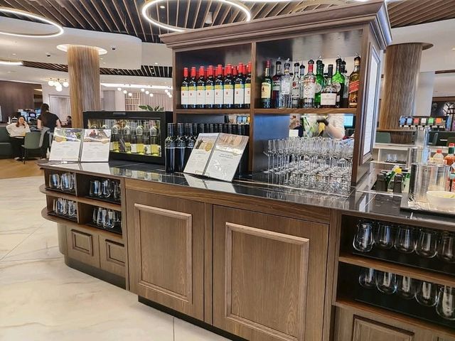 維也納機場貴賓室 Vienna Lounge，豪華程度堪比五星酒廊