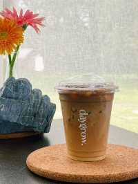 DayGrow Café : ความเรียบง่ายและความร่มรื่น