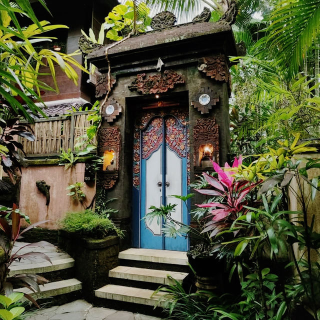 Regal Serenity in the Heart of Ubud