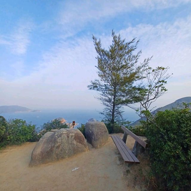 龍脊行山徑（Dragon’s Back Trail）