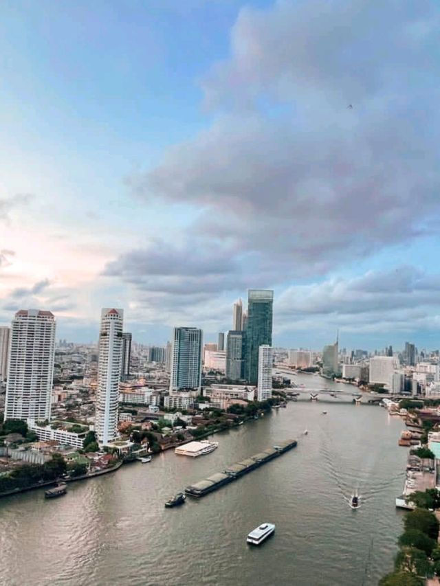 🌅 Chatrium Riverside Bangkok – Scenic Stays with a Splash of Luxury