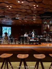 คาเฟ่เรเซิร์ฟที่ใหญ่ที่สุดในเอเซีย