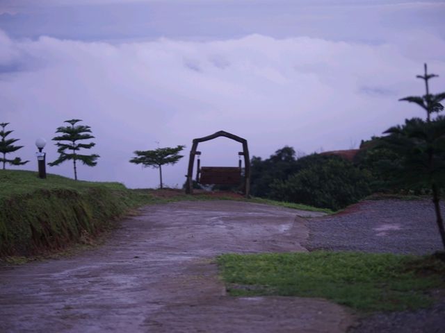 ลานกางเต็นท์ บ้านสวนเอเดน
