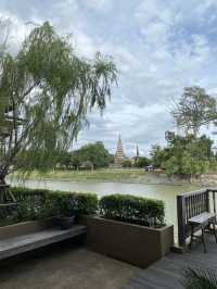 Syama อยุธยา คาเฟ่ริมแม่น้ำ วิววัดแบบปัง ๆ